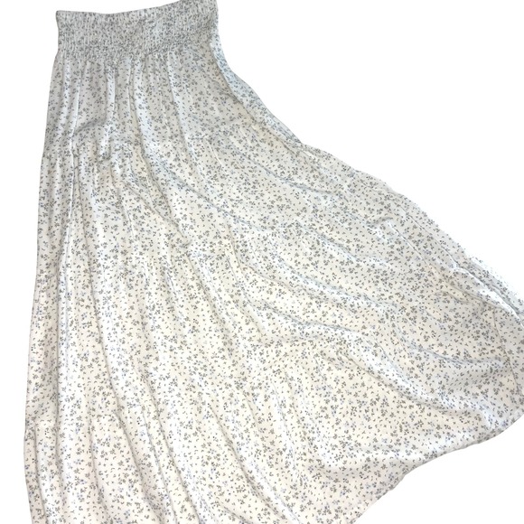 H&M Floral Tiered Maxi Skirt Smocked Waist Boho Cottagecore White Blue Sz 14 - Picture 1 of 8